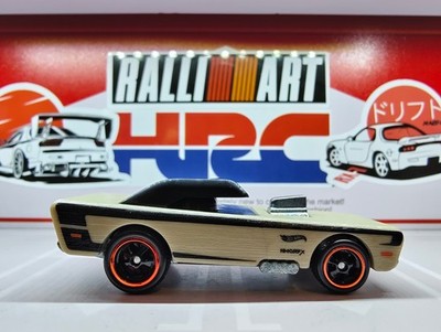 HOT WHEELS PROTOTYPE FACTORY TEST RUN RIVET Tan Small Bloc - RRTIRE.Z3183