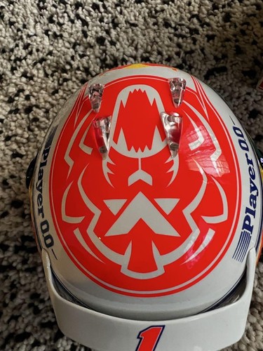 Schuberth 1/2 scale Helmet Max Verstappen 2023 Red Bull ORACLE Used in japan - Picture 6 of 13