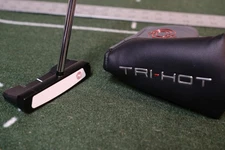 34.5" RH Odyssey Tri-Hot 5K Triple Wide CS Center Shafted Putter + HC