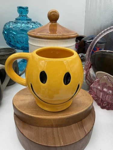 Vintage 1970’s McCoy Smiley Happy Face Mug Have A Nice Day Pottery Cup Coffee