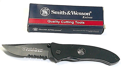 SMITH & WESSON EXTREME OPS LINERLOCK KNIFE  CKG104BS