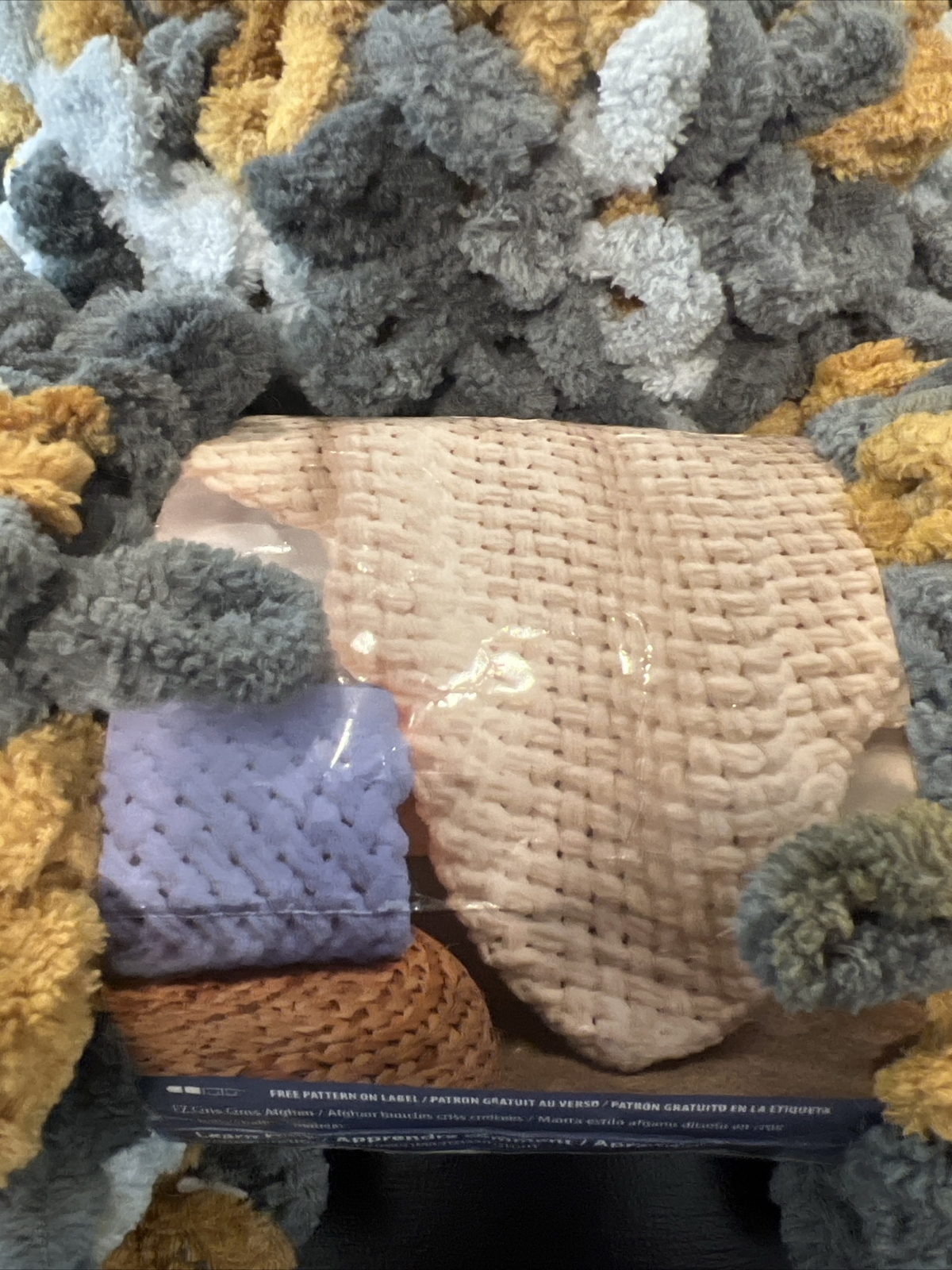 Bernat Alize Blanket EZ Yarn Harvest Grays 100 Polyester 18 Yards 7