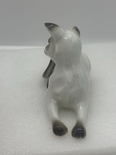 Estatuilla de gato siamés vintage de porcelana bisque - Imagen 5 de 9
