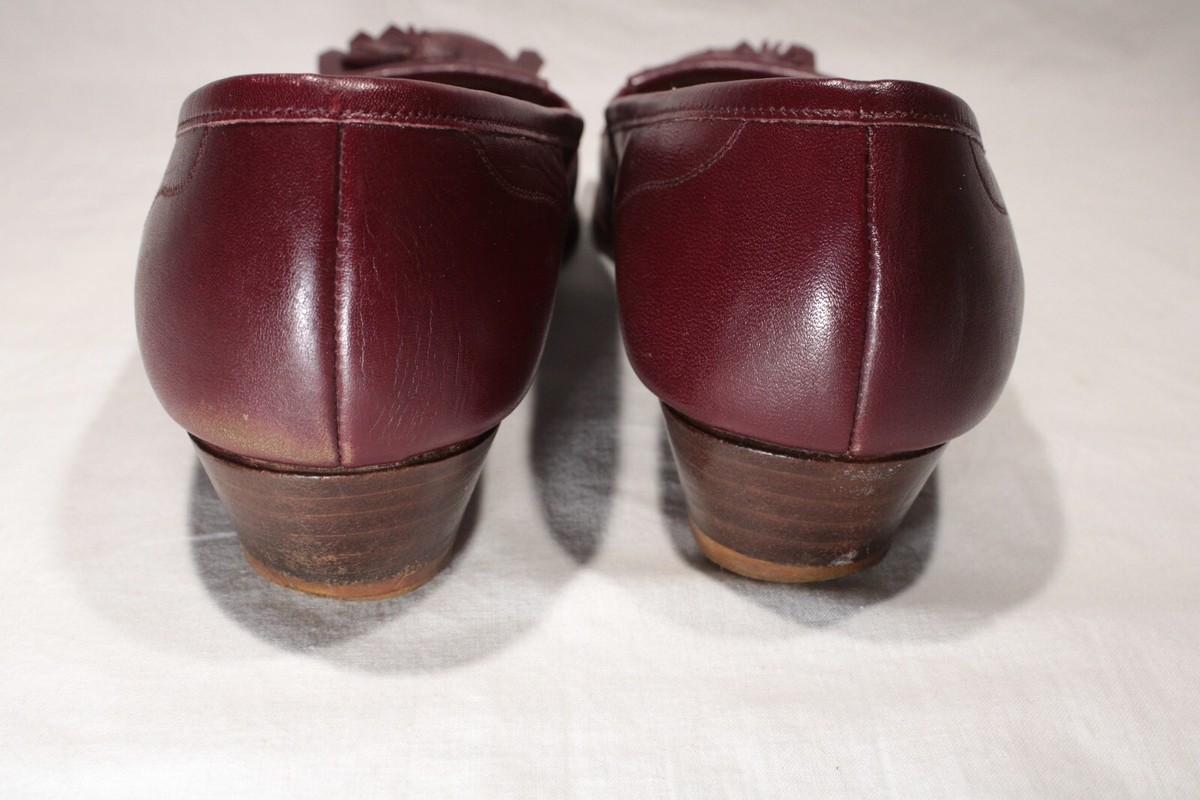 Vintage Pappagallo Leather Loafer Shoes Ox Blood Red Low Heel