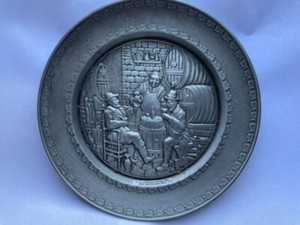 17th INT Volkswandertag 1989 TSV Muhlhausen/Enz collectible plate Men Drinking