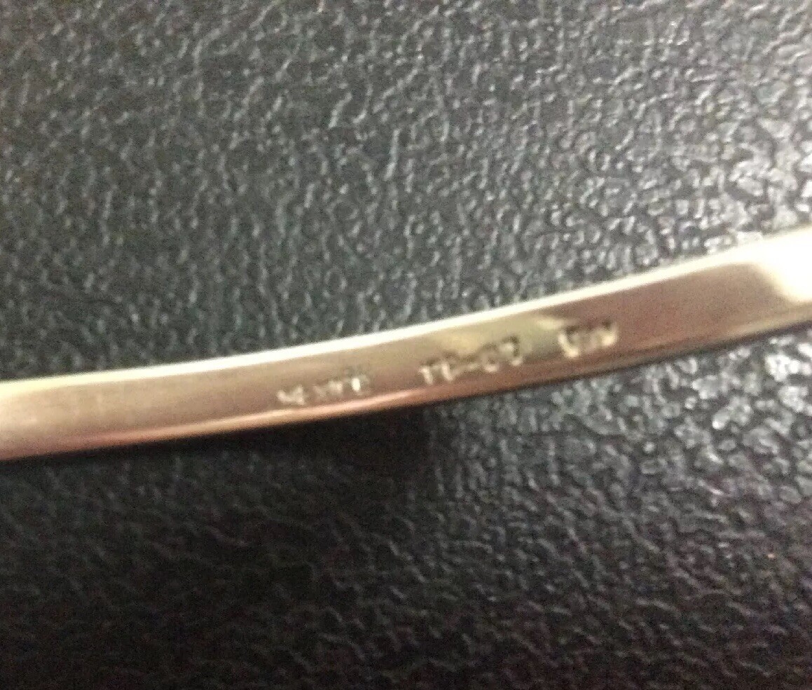 Sterling Silver Solid Hinged Bracelet w/Diamod Sh… - image 6