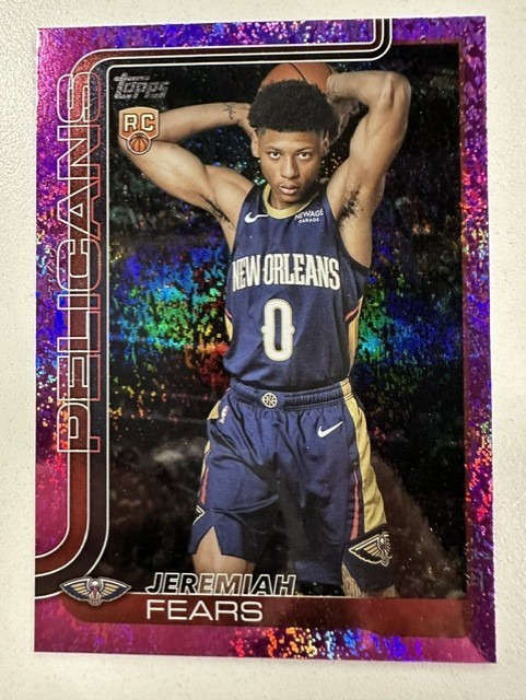 2025-26 topps 207 Jeremiah Fears Pink Holo Foil