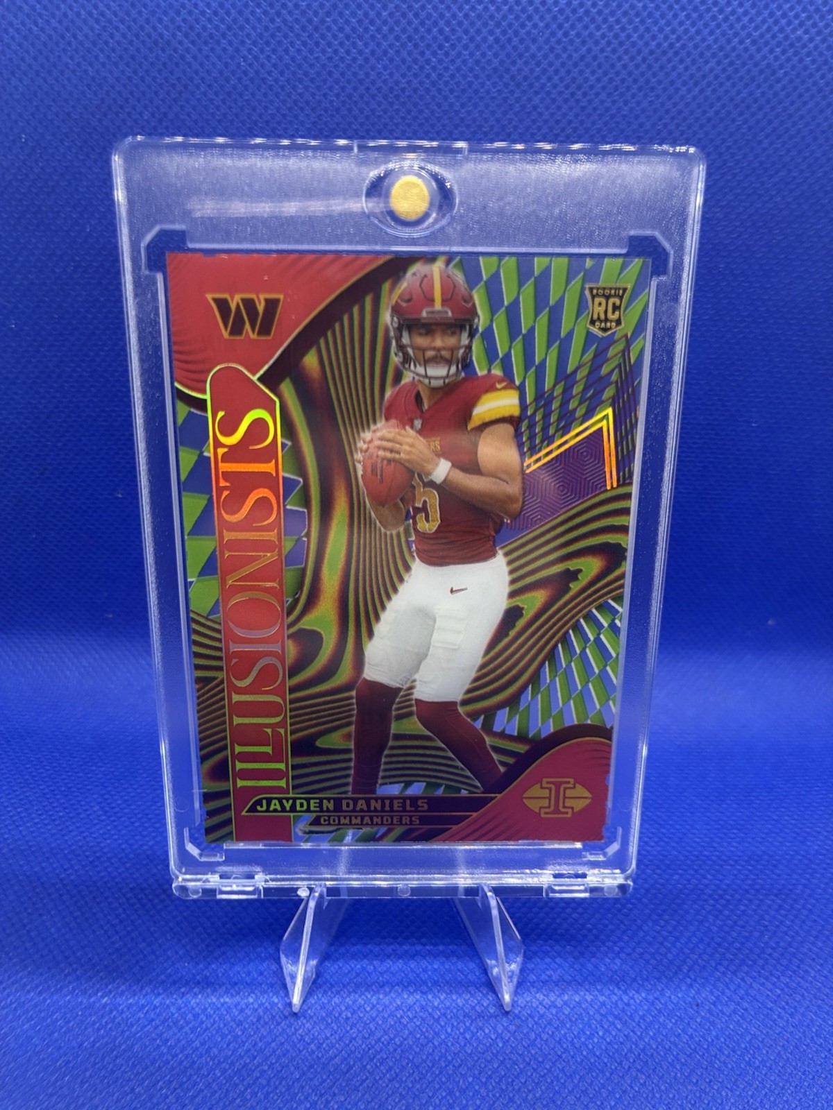 2024 Panini Illusions - Illusionists Jayden Daniels #3 Orange /199  (RC)