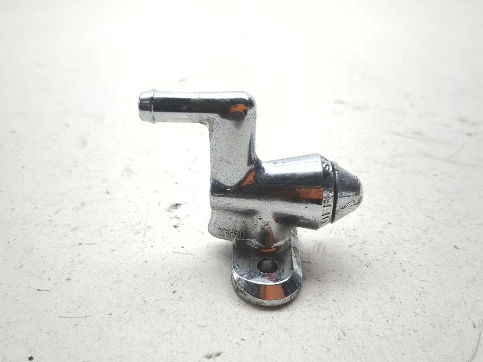 92-04 Suzuki VS800 Intruder Petcock Gas Combustible Apagado Foto 3 de 4