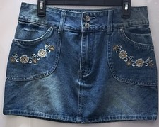 ROMWE Denim A-Line Mini Skirt Blue Floral Embroidered Button Pockets L US 8/10