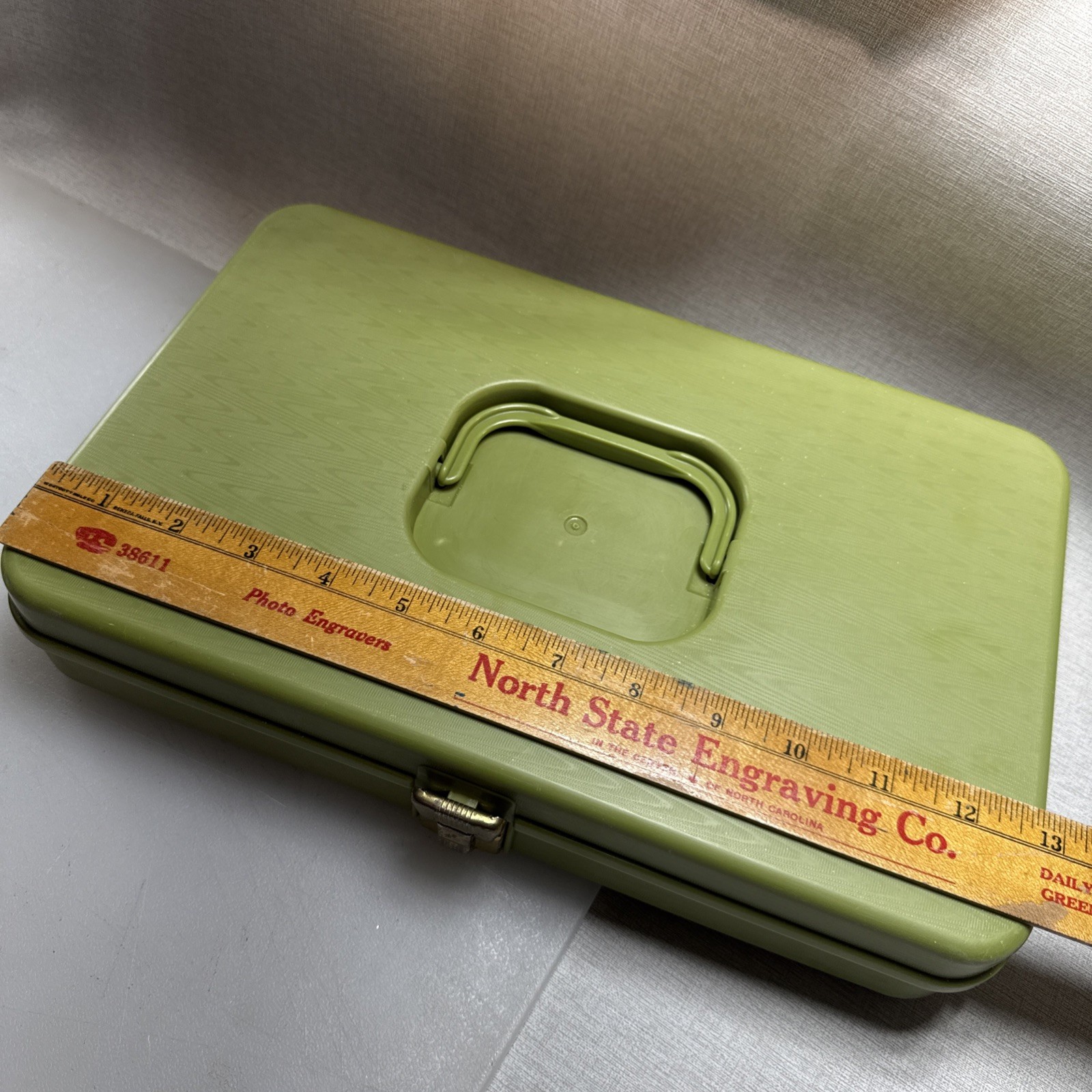 2-Vintage Wil-Hold Wilson MFG Corp. Sewing Box Thread Organizer Green