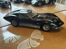 Auto Art 1968 Manta Ray