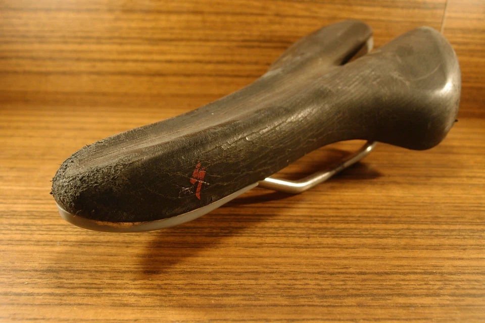 Asiento MTB Specialized 1999 vintage con rieles de titanio hecho en Italia sillín para hombre Foto 4 de 4