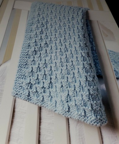 CD17 LEISURE ARTS 2010, OUR BEST KNIT BABY AFGHANS BOOK 2 - 34 KNIT DESIGNS - Picture 2 of 12