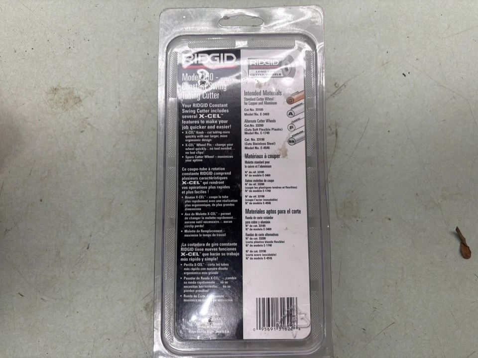 RIDGID Tool (31622) Screw Feed 1/8-1 1/8" Tubing & Conduit Cutter Made in USA - Image 2 of 4