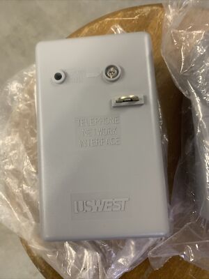2 Subscriber Network Interface With Gel Sealed Subscriber Bridge