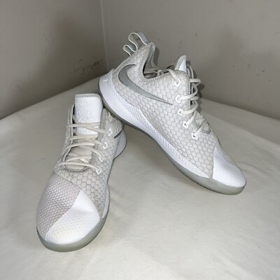 Nike Men's Lebron Witness III Basketball Shoe A04433-101 Size 13