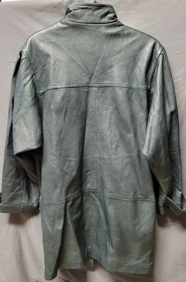 Vintage Bloomingdale's Green Leather Jacket Fully Lined Tag Size Small - Image 4 of 4