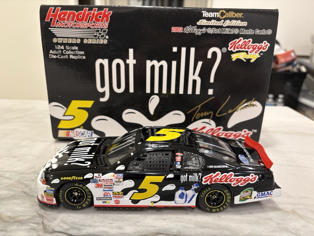 NASCAR Kellogg's ナスカー 1/18 モンテカルロ #5 未開封 Action