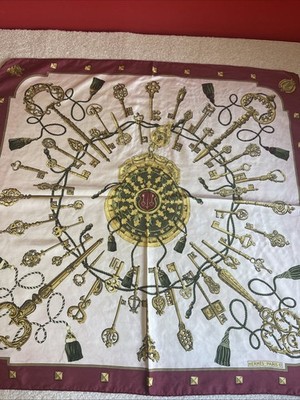 Hochwertige HERMES PARIS Tuch Schal 100% Seide (mit Fehler) 88x91cm (271)