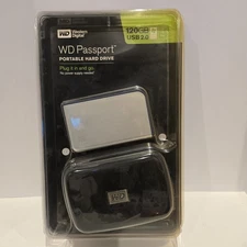 Western Digital WD Passport Portable Hard Drive 120 GB USB 2.0 Carrying Case 