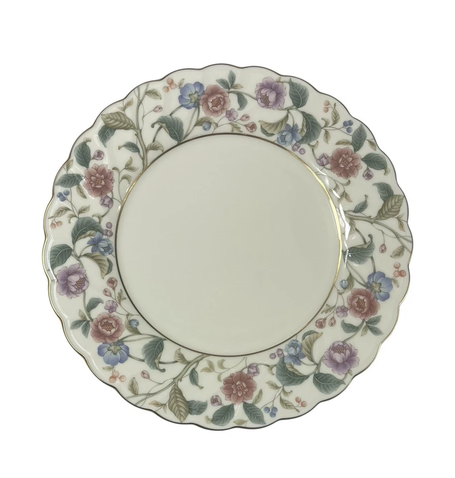 Juego de cuatro platos de postre para ensalada Noritake China 8" patrón La Prada 4703 COMO NUEVO Foto 2 de 4