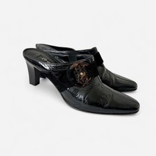 Vintage Brighton black leather pointy mules with a buckle detail size 9.5