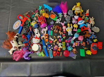 Mixed Toy Lot 100 Plus Pvc TMNT Spider Man Trolls Smurf Shrek Looney Toones