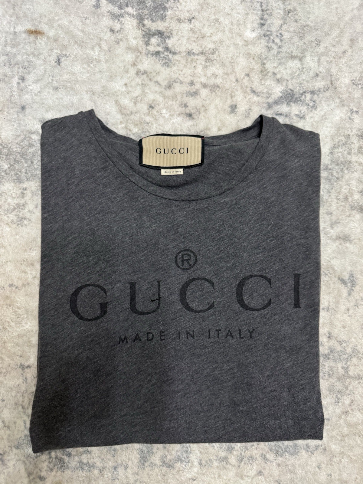 Authentic GUCCI Men's T-Shirt in Size M – 100% Genuine