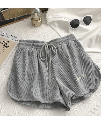 Women's Letter Embroidery Loose Casual High Waist Elastic Wide Leg Sports Shorts - 第 12/15 張圖片