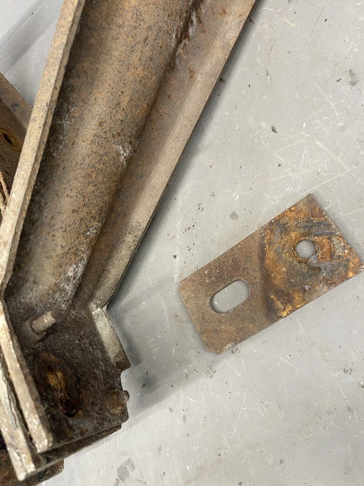 Mercury Marauder Montclair 1964 parachoques delantero soportes Monterey Park Lane Foto 2 de 4