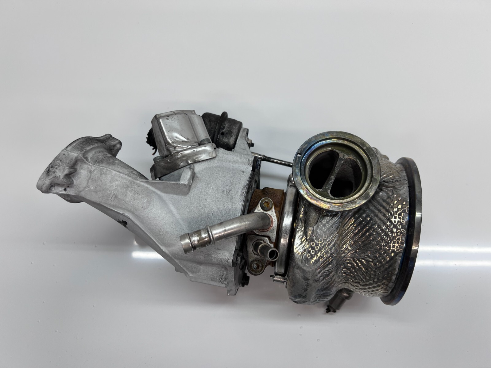 LAMBORGHINI URUS DRIVER LEFT SIDE LH TURBO TURBOCHARGER OEM 0P2145653C