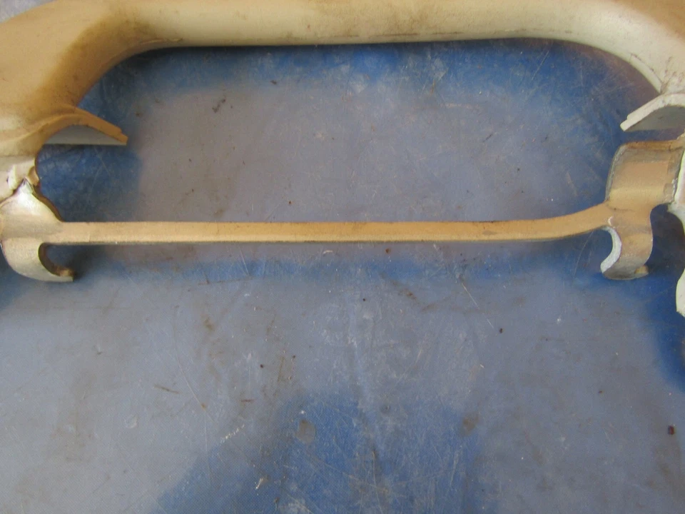 Chevrolet Tahoe 2007-2014 manija de agarre de pasajero derecha Foto 3 de 4