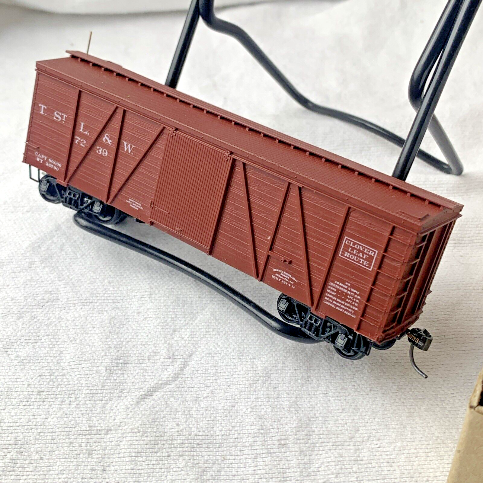 Picture 3 of 4