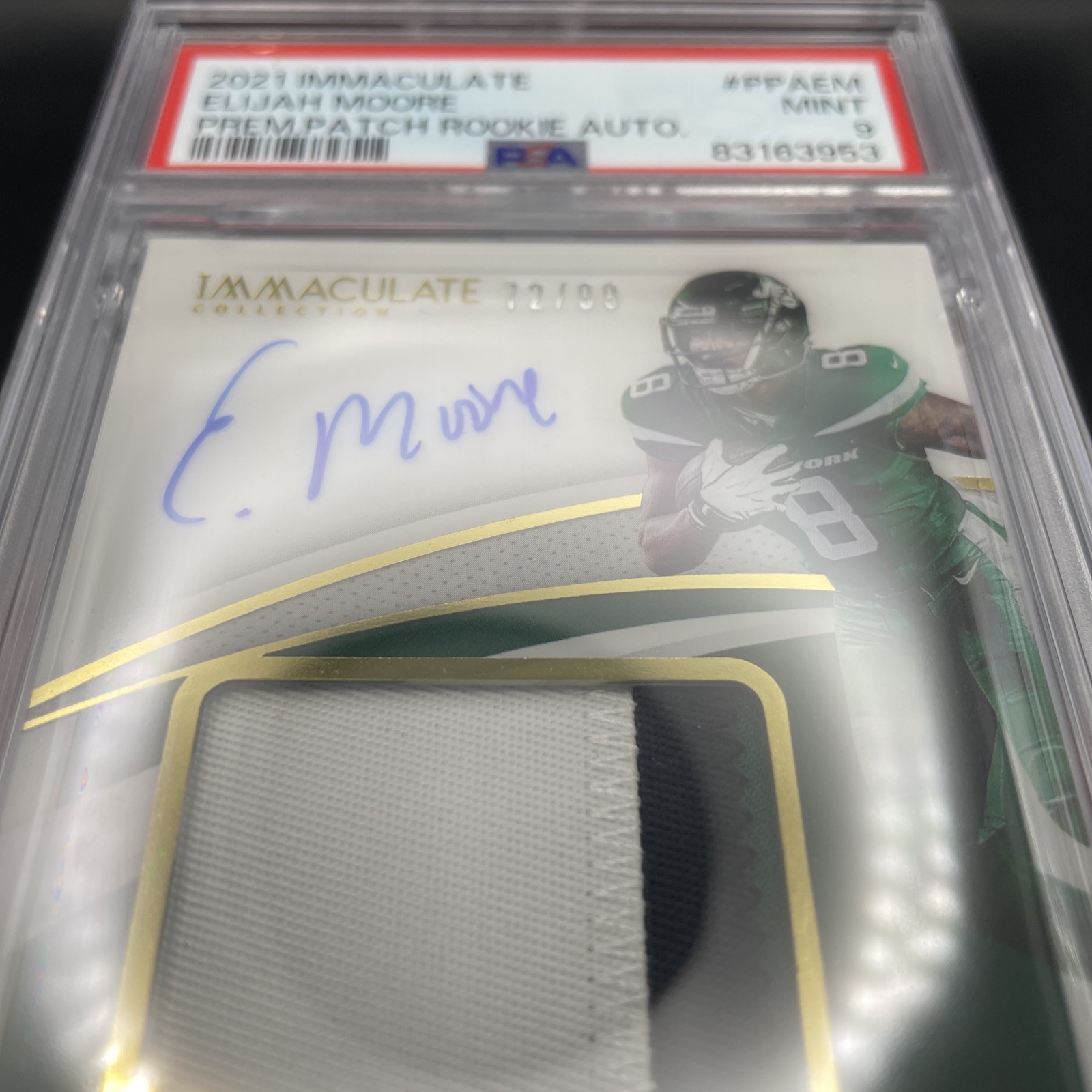 2021 Immaculate Collection Premium Patch RC Auto #PPA-EM Elijah Moore /99 PSA 9 view 4