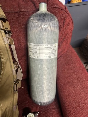 6.8L carbon fiber compressed air cylinder (300 BAR / 4500 PSI) By