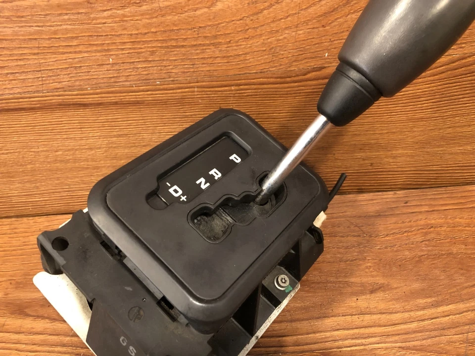 2003-2006 MERCEDES BENZ DODGE SPRINTER 3500 2500 FLOOR GEAR SELECTOR SHIFTER OEM - Image 3 of 4