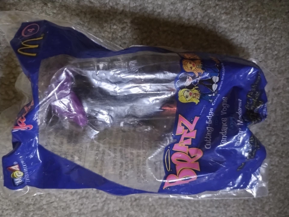 Juguetes Happy Meal de McDonald's Bratz Foto 4 de 4