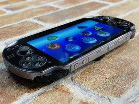 PS Vita PCH-1000 Crystal Black SONY Playstation Tested 8GB Charger Mine Craft P