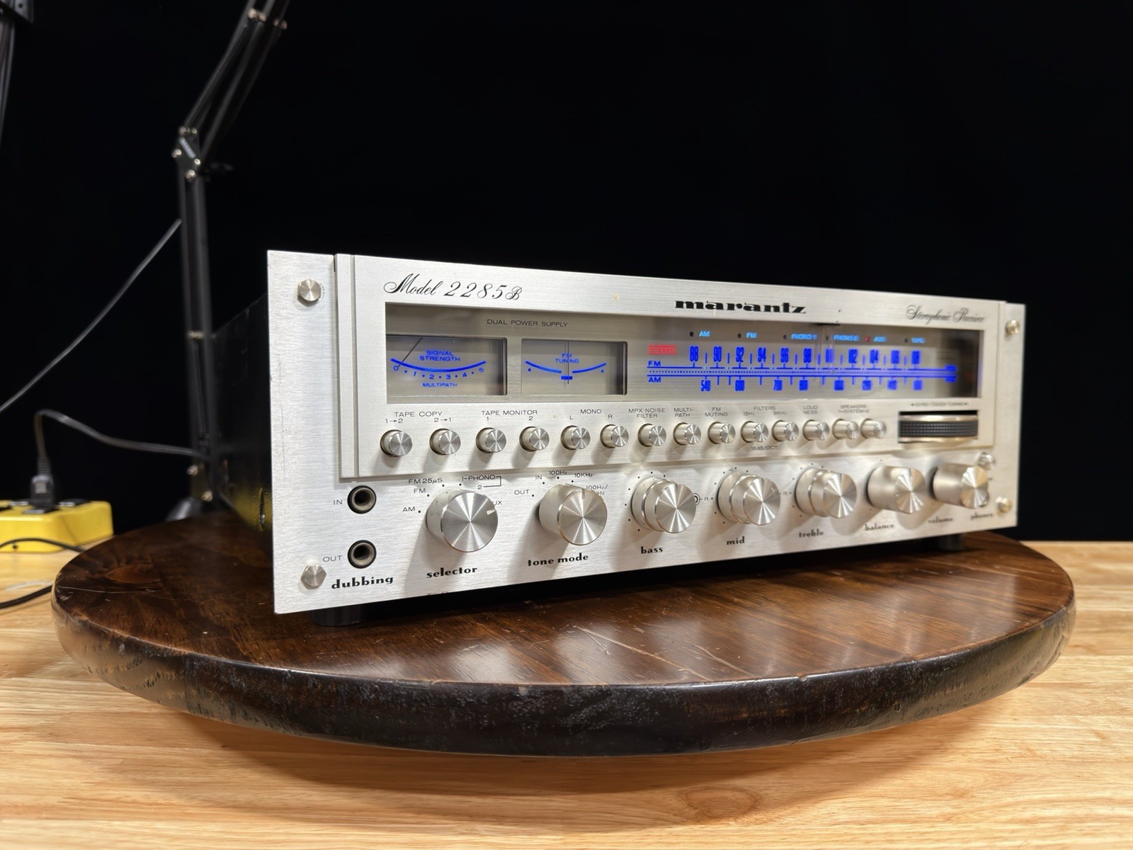 Marantz 2285b Vintage Stereophonic Receiver - For Parts/Repair