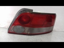 Feu arrière Mitsubishi GALANT