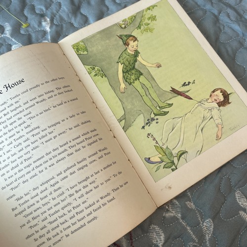 Peter Pan and Alice In Wonderland Book Dandelion Library 1957 Flip Over Book - Foto 8 di 11