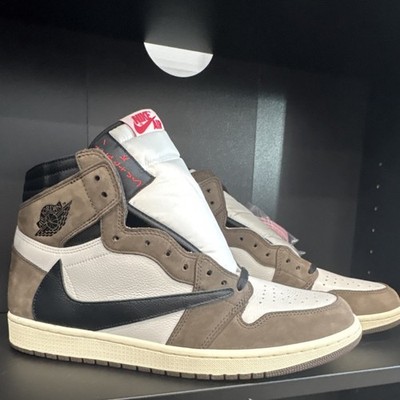 Jordan 1 Retro High OG x Travis Scott Mocha Brown White Black High Top Sneaker