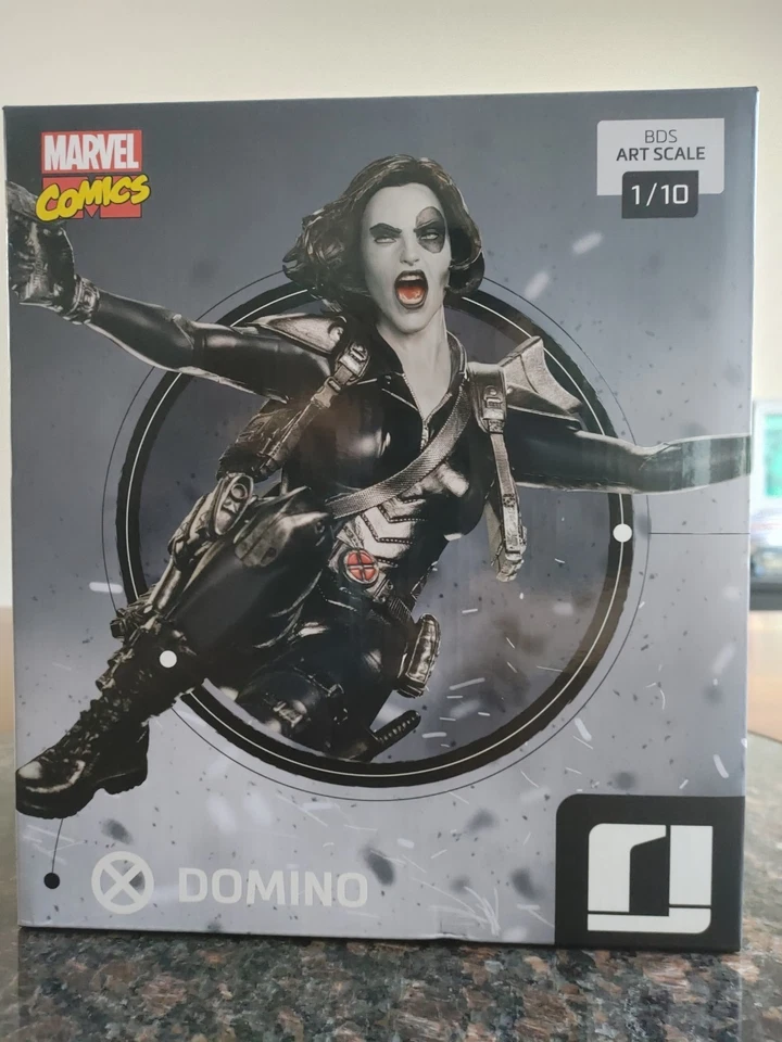 Iron Studios Domino Art Scale 1/10 Statue