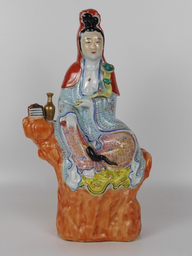 SELTENE chinesische Republik Porzellan sitzende Frauen halten Ruyi Zepter signiert