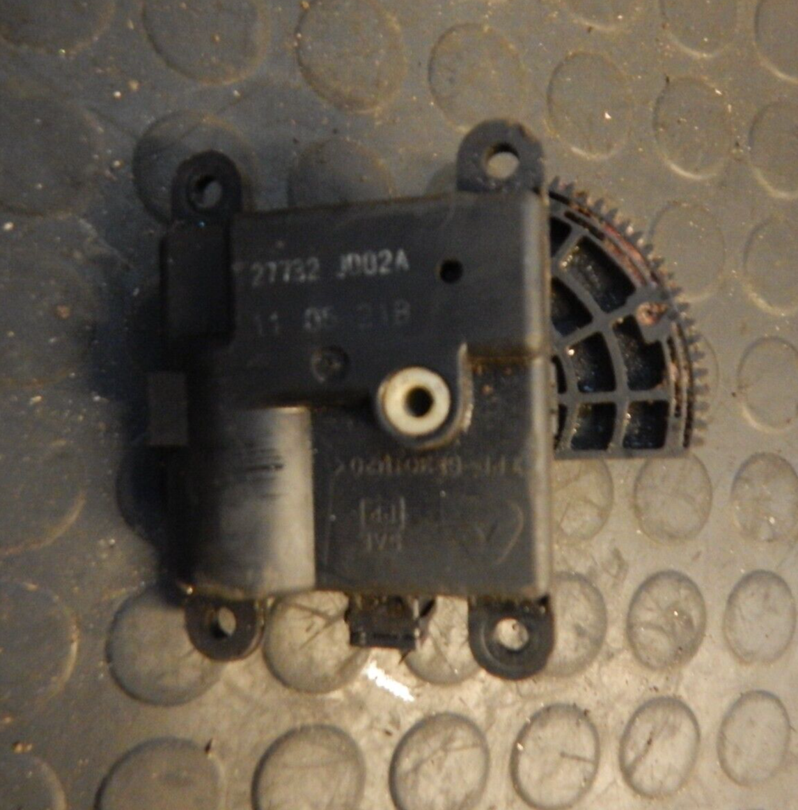 カーナビ mutukera GENUINE 2010-2013 NISSAN QASHQAI MK1 J10 HEATER FLAP MOTOR 27732
