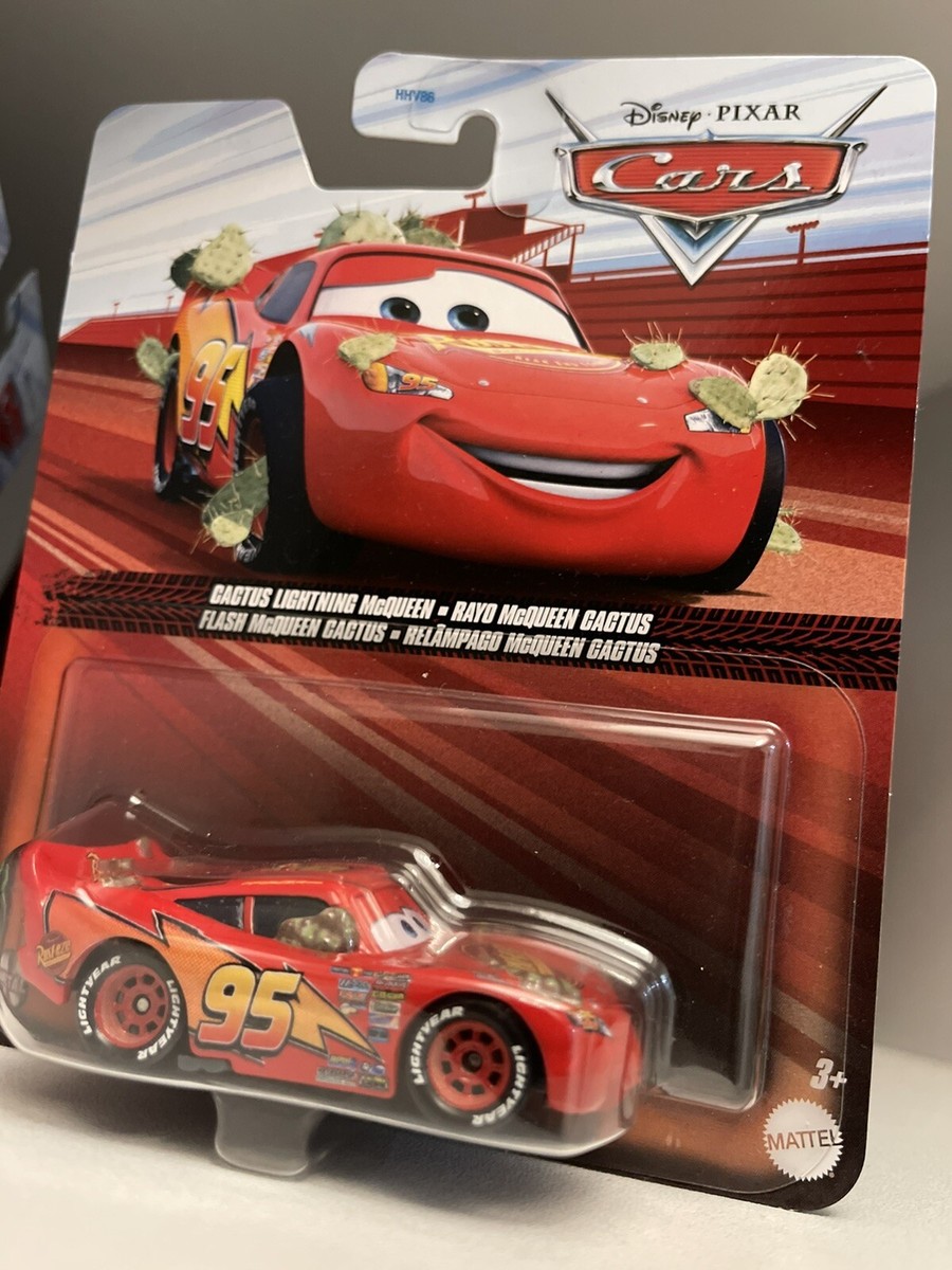 ディズニー　カーズ　Lightning McQueen Amazon.com: Disney Cars Toys Tumbleweed Lightning McQueen