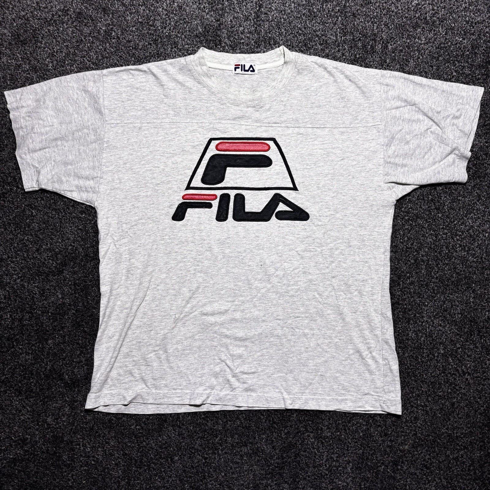 T shirt FILA uomo grigio medio logo ricamato retrò vintage
