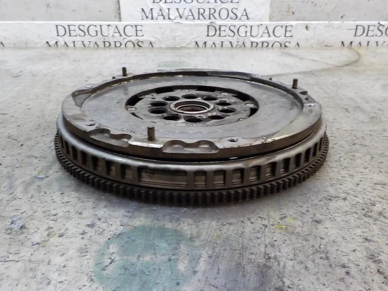 31259330 MOTOR SCHWUNGRAD / 15683376 FÜR VOLVO C70 COUPE 2.4 TURBO CAT - Bild 2 von 4