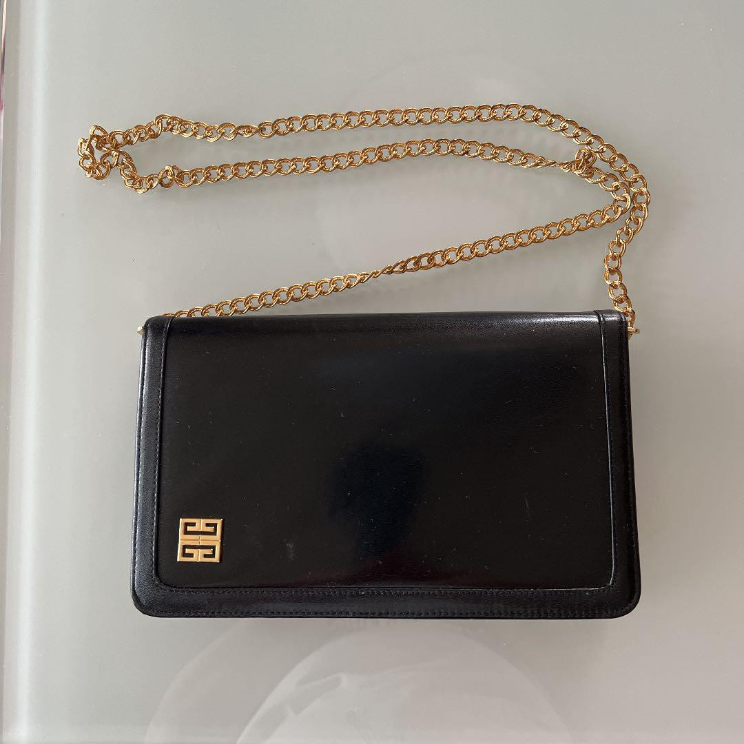 GIVENCHY 4G Chain bag Shoulder Bag Chain Strap Black Leather